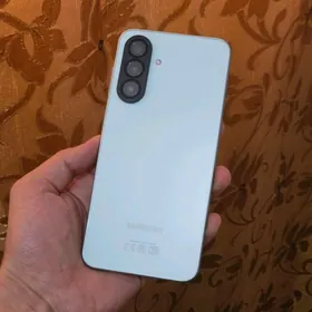 Samsung A36. 8/128. wetnam