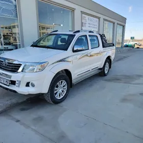 Toyota Hilux 2012