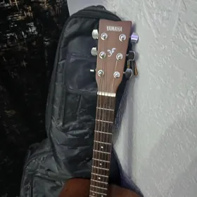 gitara yamaha гитара