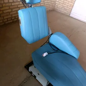 Стоматологическая кресло