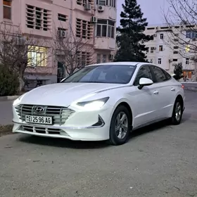 Hyundai Sonata 2021