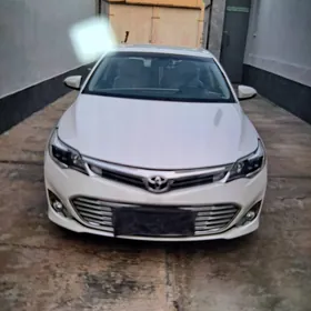 Toyota Avalon 2015