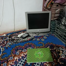 kompyuter we monitor