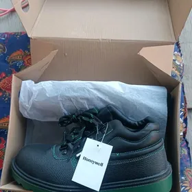 Спец обувь-41.42