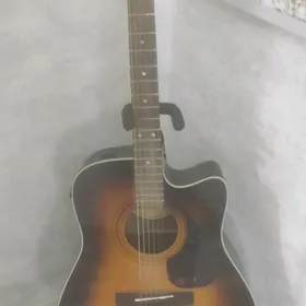 GİTARA YAMAHA FX370C