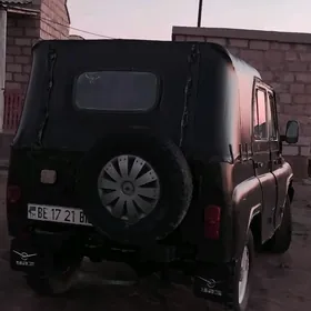 UAZ 469 1999