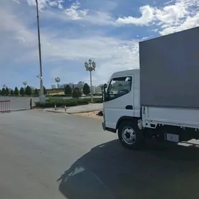 Mitsubishi Canter 2023