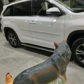 Toyota Highlander 2016