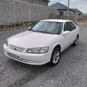 Toyota Camry 1997