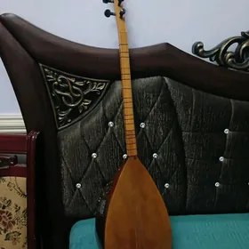 Türk akkustik baglama, saz