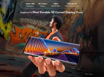 Poco M8 smartfony 20:9 tarap gatnaşygy bilen segmentde iň berk egri displeýe eýe bolar