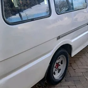 Toyota Hiace 1992