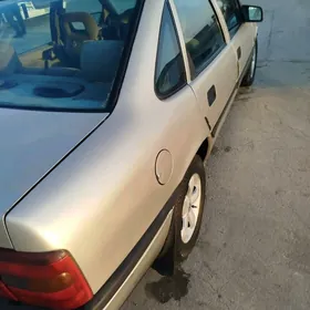 Opel Vectra 1990