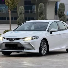 Toyota Camry 2022