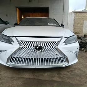 Lexus ES 350 2020