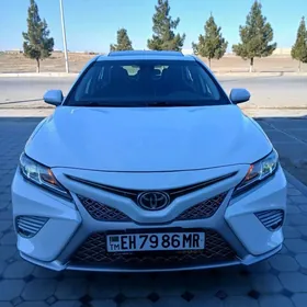 Toyota Camry 2020