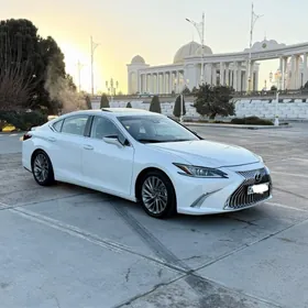 Lexus ES 350 2020