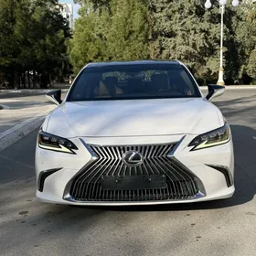 Lexus ES 350 2019