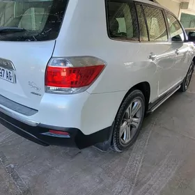 Toyota Highlander 2012