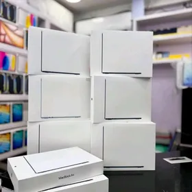 MacBook Air 13/M4 2025/16B