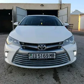 Toyota Camry 2017