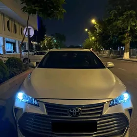 Toyota Avalon 2022