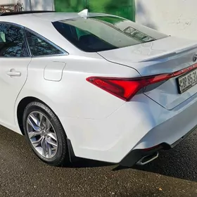 Toyota Avalon 2020