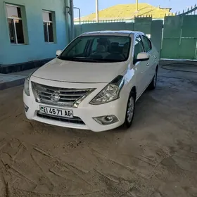 Nissan Sunny 2021