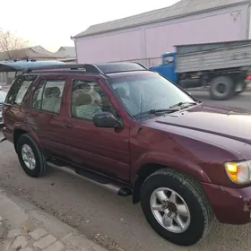 Nissan Pathfinder 2003