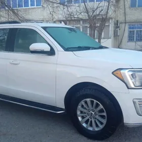 Ford Expedition 2020