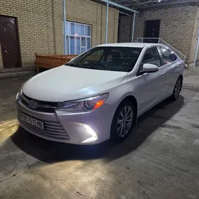 Toyota Camry 2015
