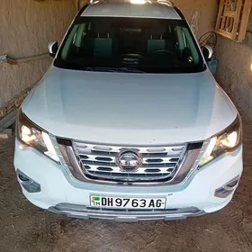 Nissan Pathfinder 2020