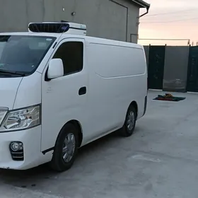 Nissan Urvan 2018