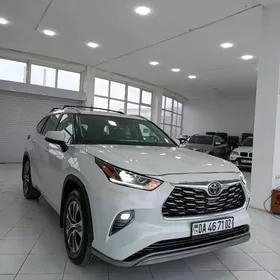 Toyota Highlander 2024