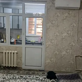 ГОСТИНКА 1мкр1эт1КОМ В 2 40М2