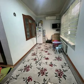 Mir.2 3-komnat 1-nji etaz