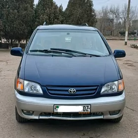 Toyota Sienna 2002