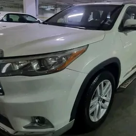 Toyota Highlander 2016