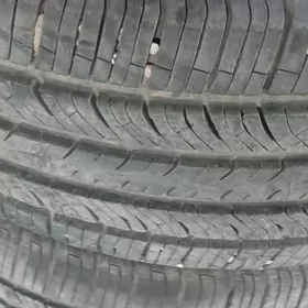 королла текер