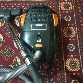 Пылесос BEKO2600w