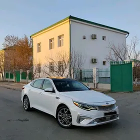 Kia Optima 2020