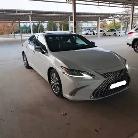 Lexus ES 350 2020