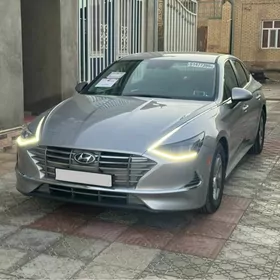 Hyundai Sonata 2021