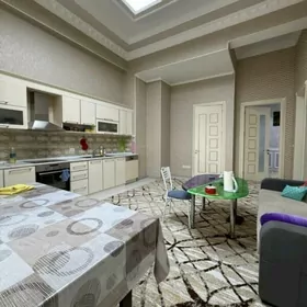 Чехова элитка 6 этаж 4 комнат