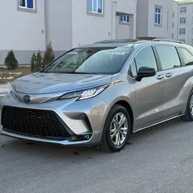 Toyota Sienna 2022