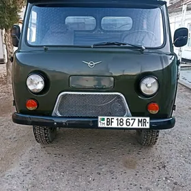 UAZ 452 2002