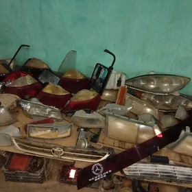 Toyota  cyralar faralar