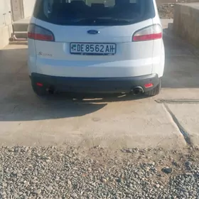 Ford C-Max Energi 2008