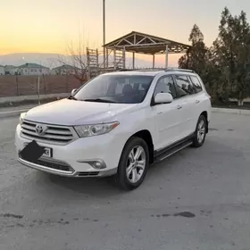 Toyota Highlander 2011