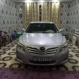Toyota Camry 2010